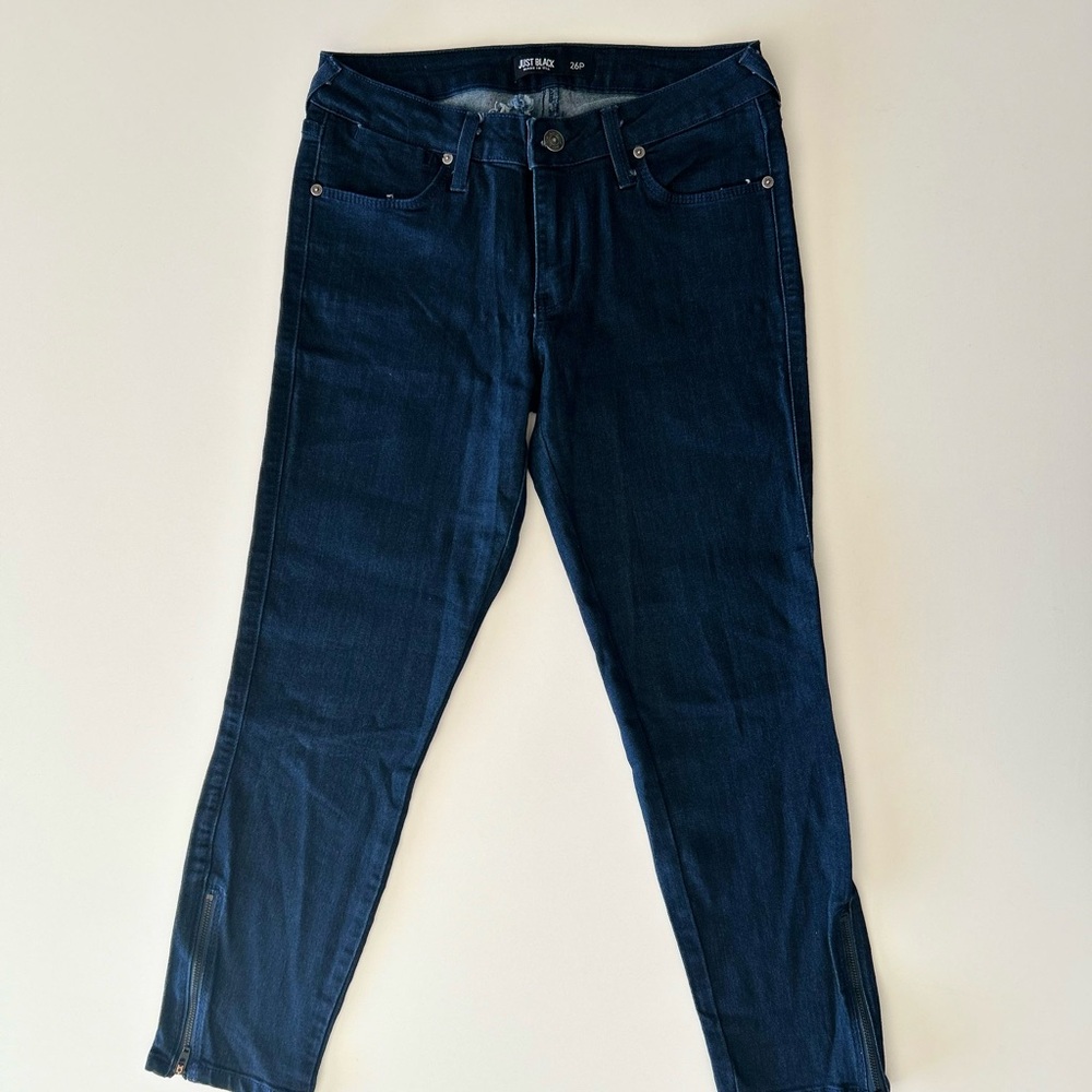 NWT - Just Black Women’s Skinny ankle Zipped Denim Jeans Size 26P